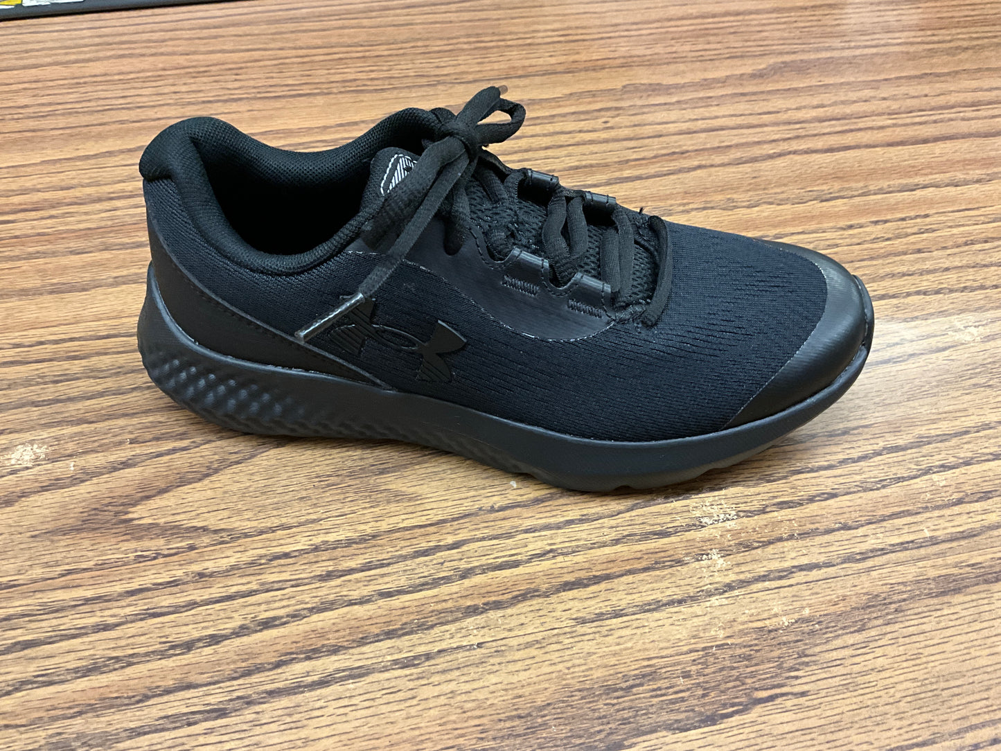 UNDER ARMOUR Boys' Rogue 4 Running Shoes 3027106-002