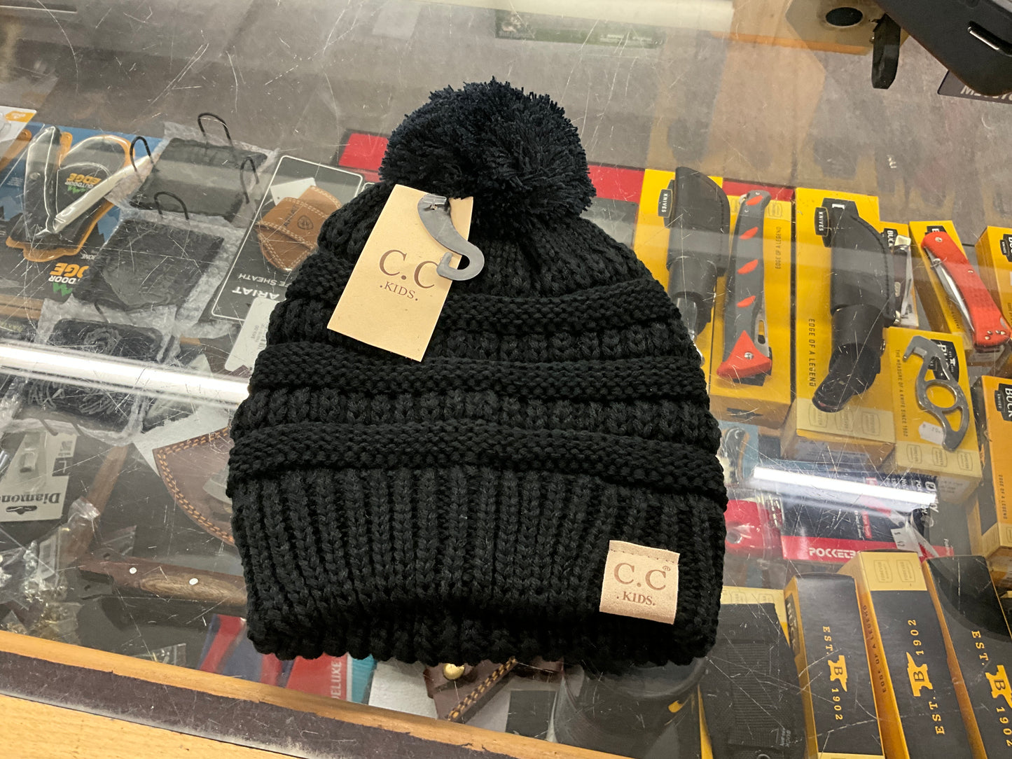 CC BEANIE-KIDS KNIT BEANIE W/POM- YJ-847-POM
