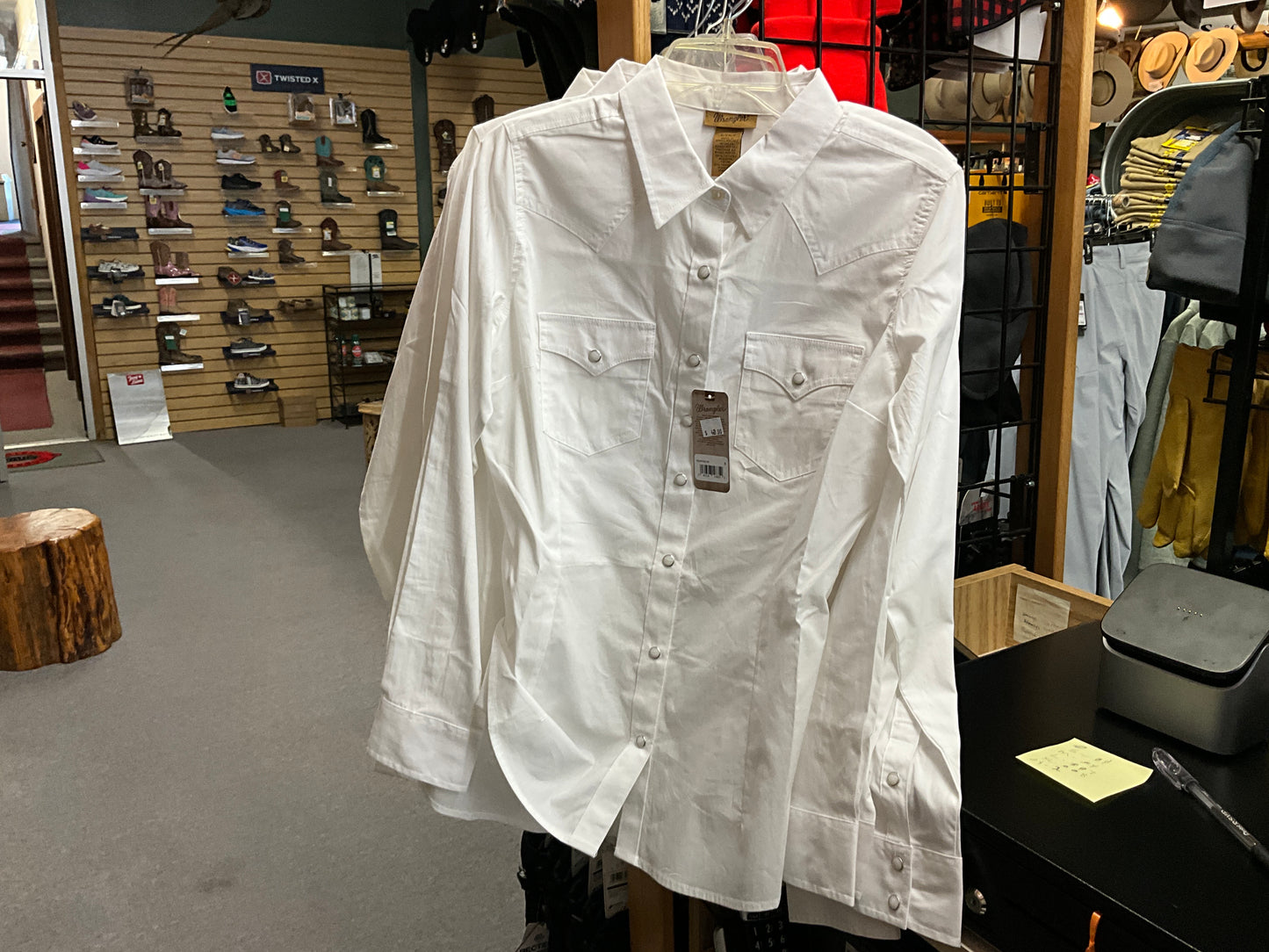 WRANGLER-LADIES LSS WHITE DRESS SHIRT-LW1001W