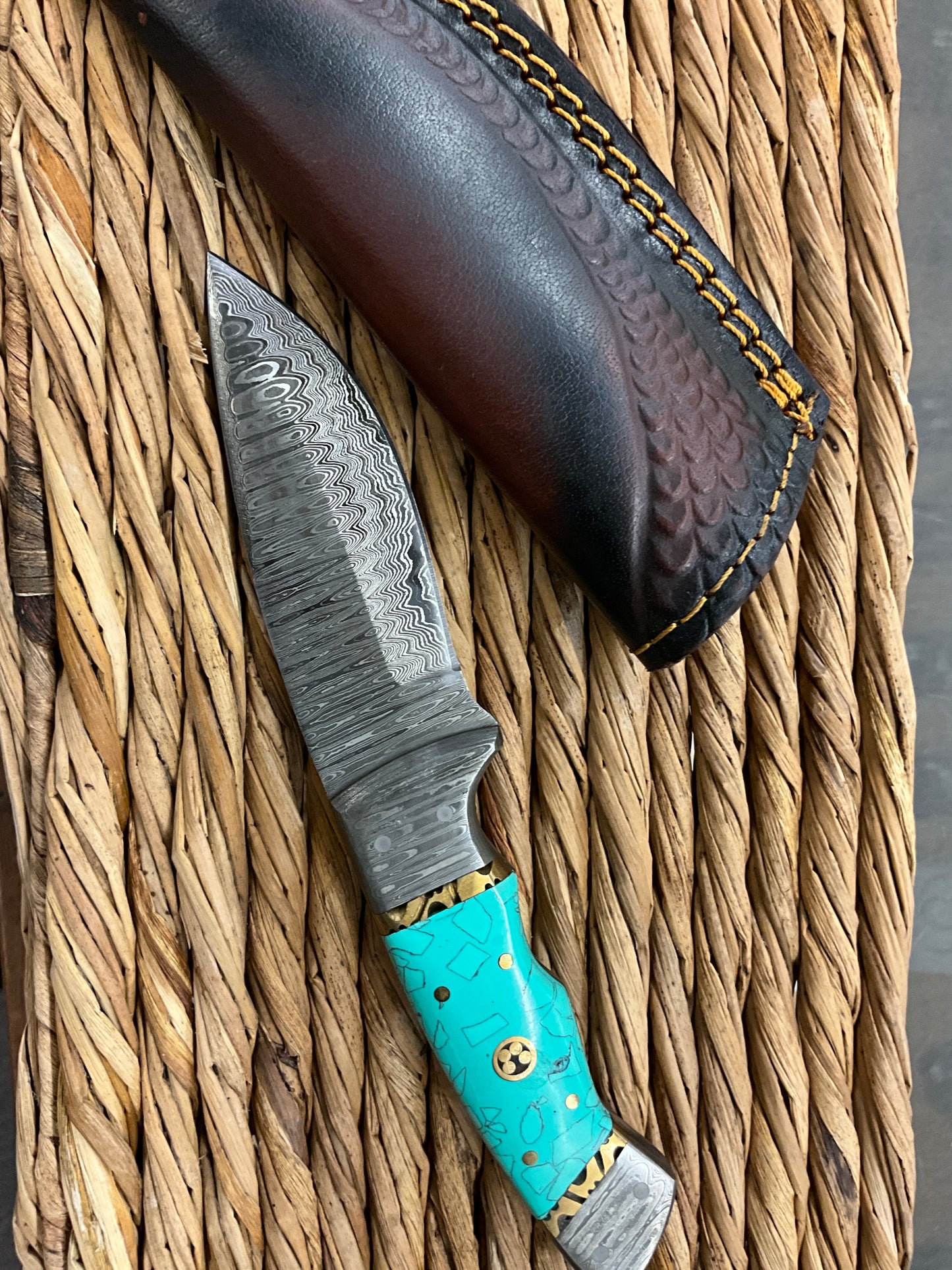 TITAN AZURE FUSION DAMASCUS STEEL UTILITY KNIFE - TK-086