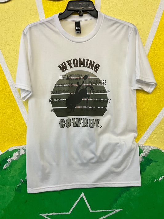 SWIFTWEAR MENS WYOMING COWBOYS GRAPHIC SS TEE - SWIFT-612