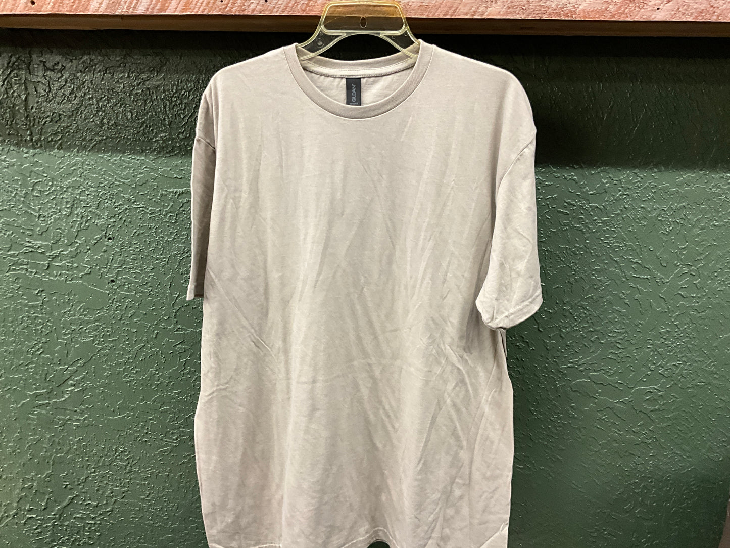 GILDAN- SOFTSTYLE SS TEE- 64000, SAND
