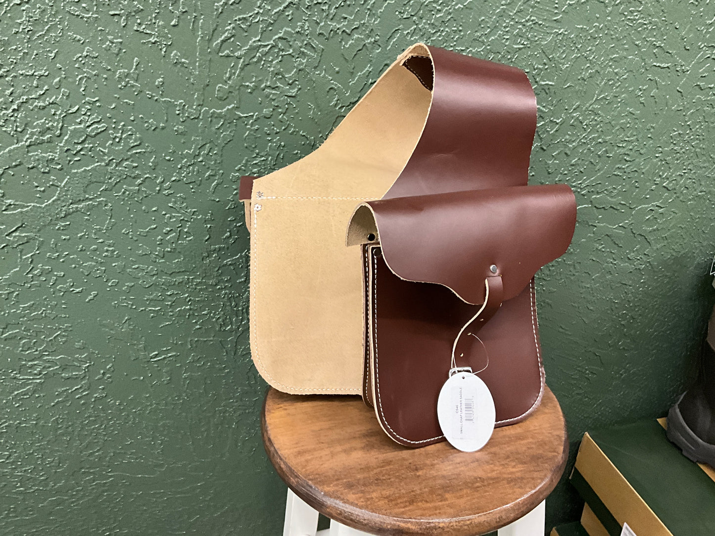 SMITH & EDWARDS-SADDLE BAG-C546