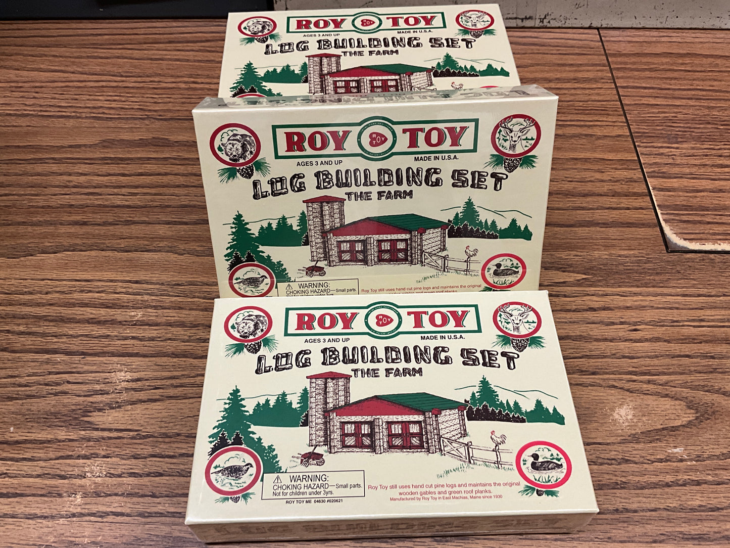 ROY TOY- WOOD LOG BUILDING SET, THE FARM- 94002