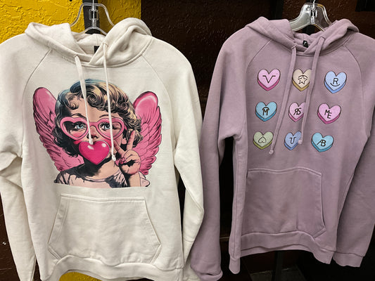 SWIFTWEAR-HOODIE W/VALENTINE LOGO-DT7800VAL