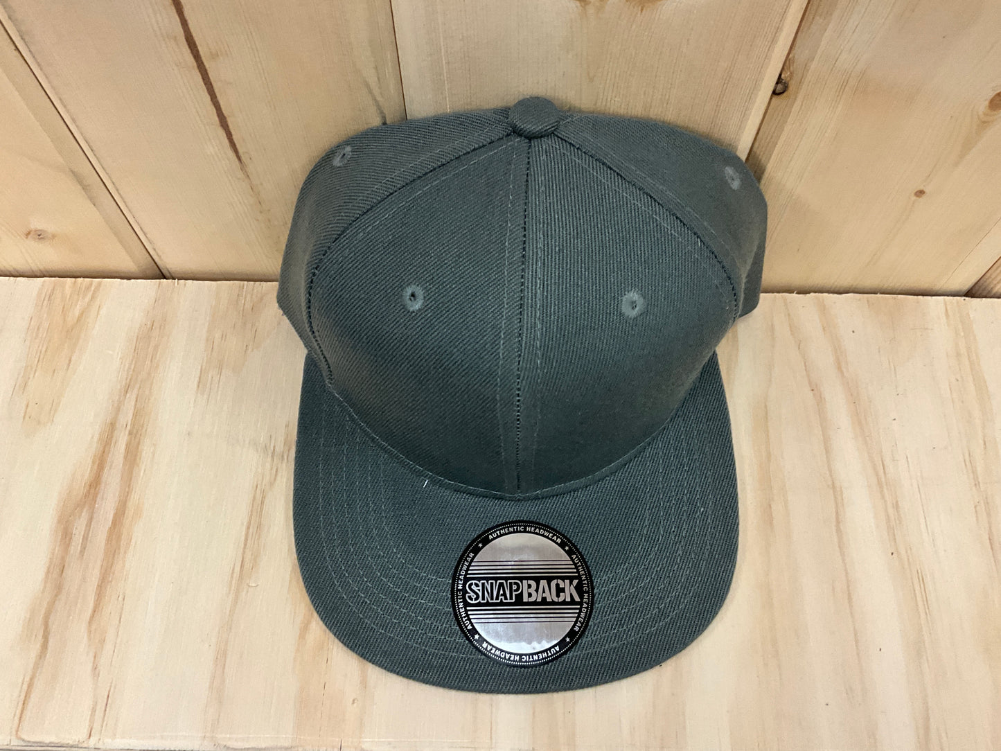 SNAPBACK SIX PANEL FLAT BILL TRUCKER HAT - 6089M