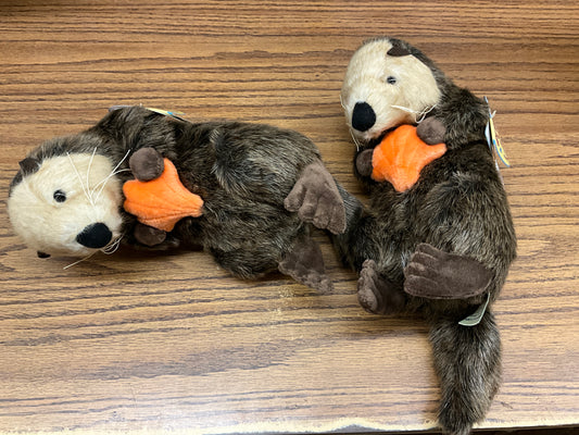 VIAHART- PLUSH ANIMAL- OWEN THE SEA OTTER-68837