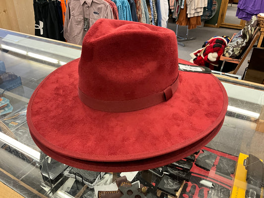 GONE COUNTRY-PHARREL WINE- COWBOY HAT, GAMUSA/DYNASTY