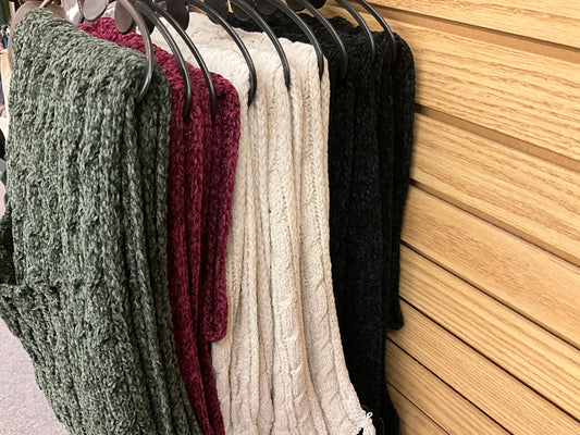 BRITTS KNITS-KNIT POCKET SCARF-PO0010309
