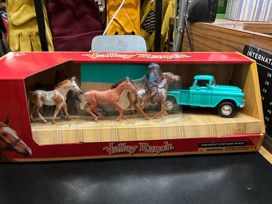 VALLEY RANCH- CHEVY STEP-SIDE PICKUP SET-5100007