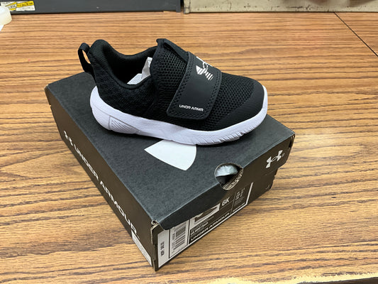 UNDER ARMOUR Boys' Infant UA Flash Running Shoes-3026705-001