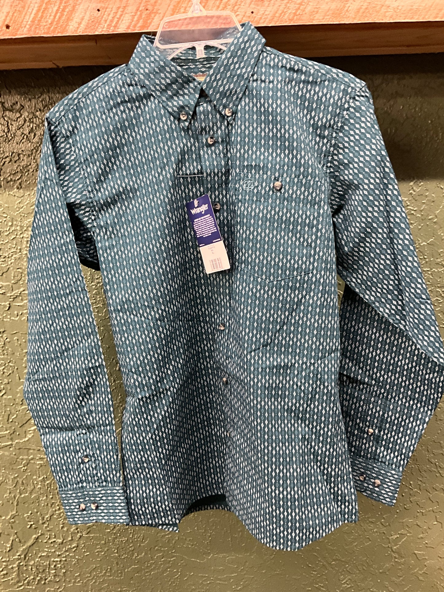 WRANGLER BOYS LONG SLEEVE BUTTON UP- 112367715