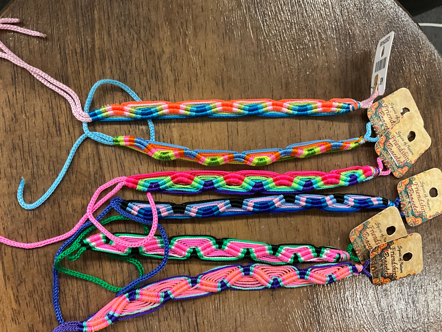 SPIRIT OF NATURE - ASSORTED FRIENDSHIP BRACELETS - 690164