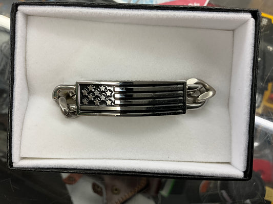 MONTANA SILVER- FREEDOM FREE FLAG BRACELET-KTBC5655