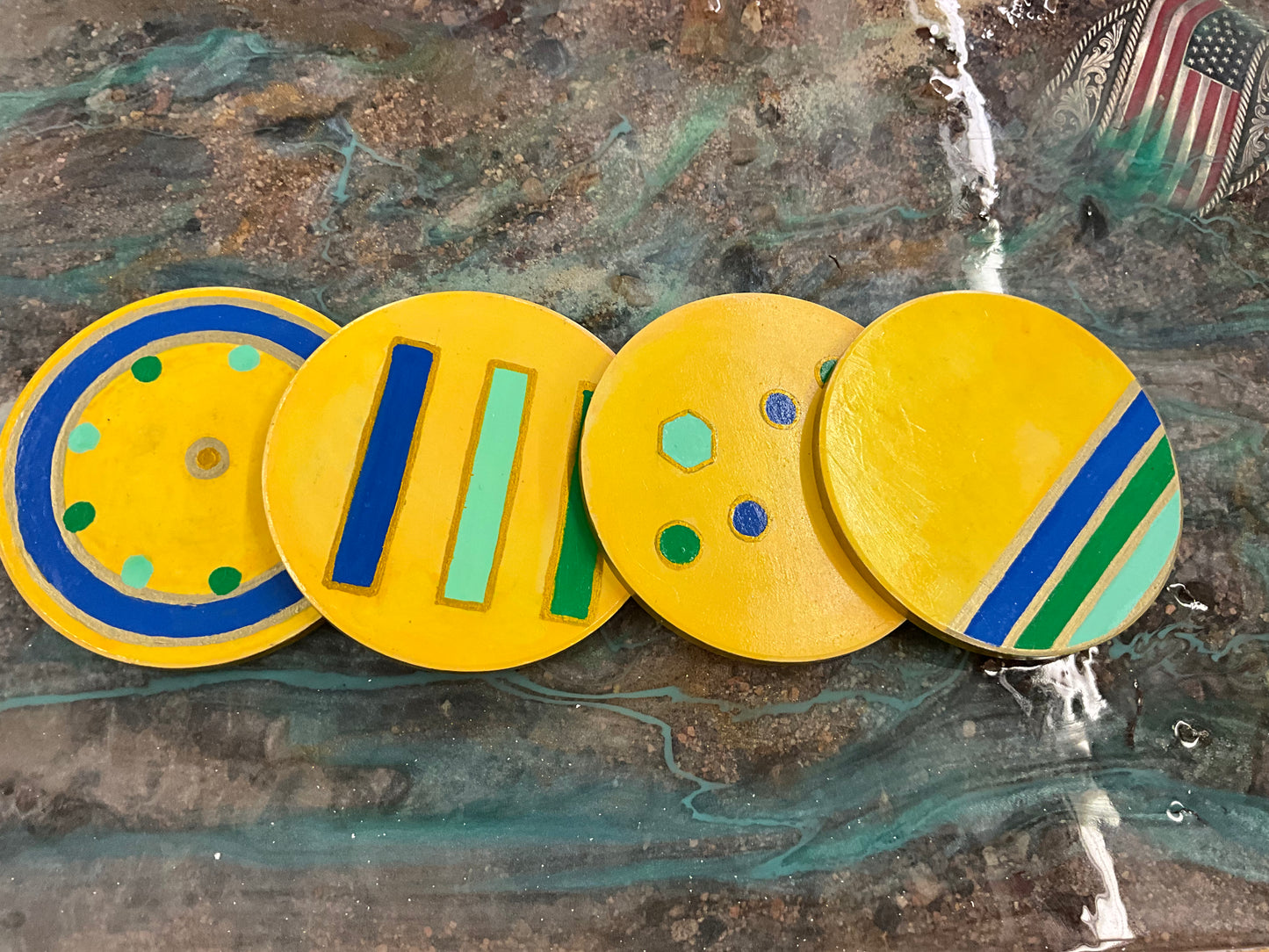 KB 4-Peice Hand painted Ceramic Coaster Set - Circle KB-001