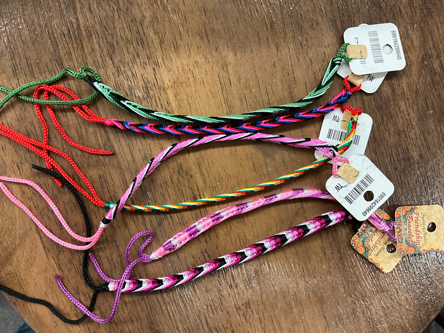 SPIRIT OF NATURE - ASSORTED FRIENDSHIP BRACELETS - 690164