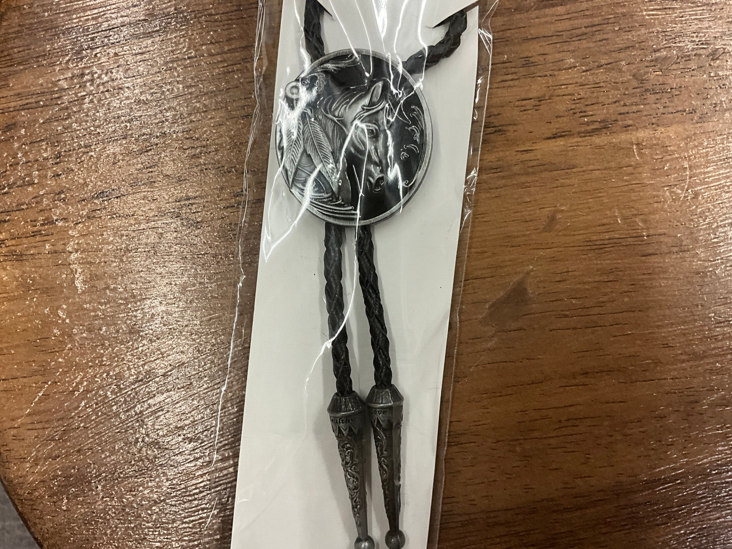 FAIRE-BOLO TIE- ANIMAL