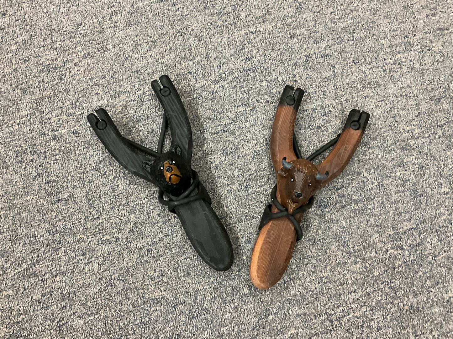 PAWNEE BILL’s- WOOD SLINGSHOT-PBSL