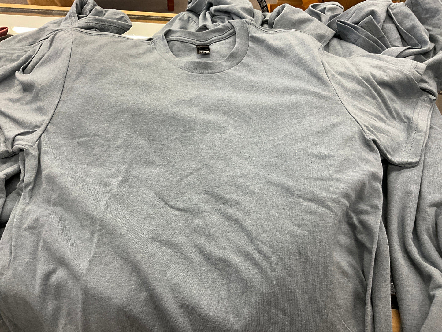 DISTRICT-PERFECT BLEND CVC SS TEE- DM108-FLINT BLUE HTR