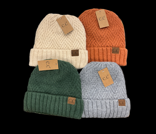 CC BEANIE FUZZY LINED CRISSCROSS KNIT