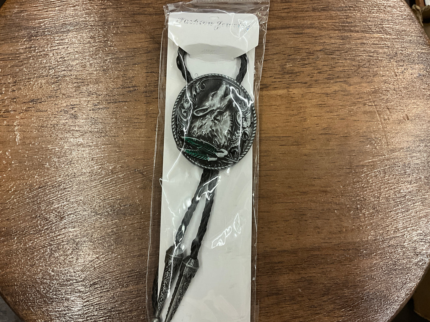 FAIRE-BOLO TIE- ANIMAL