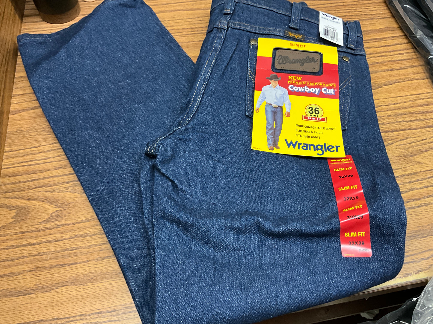 WRANGLER-SLIM FIT PREMIUM PERFORMANCE-36MWZPD
