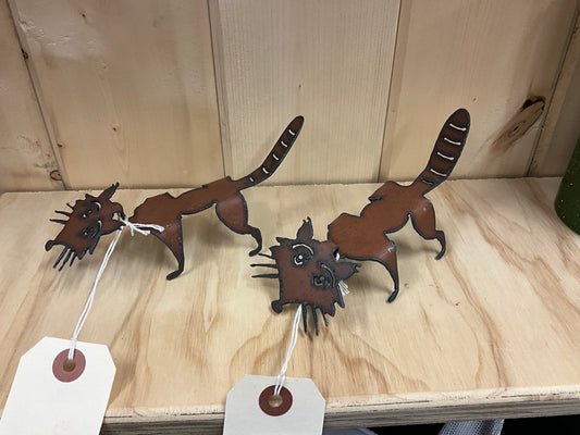 Universal Ironworks-Origami Sculpture Figurine, OC-10