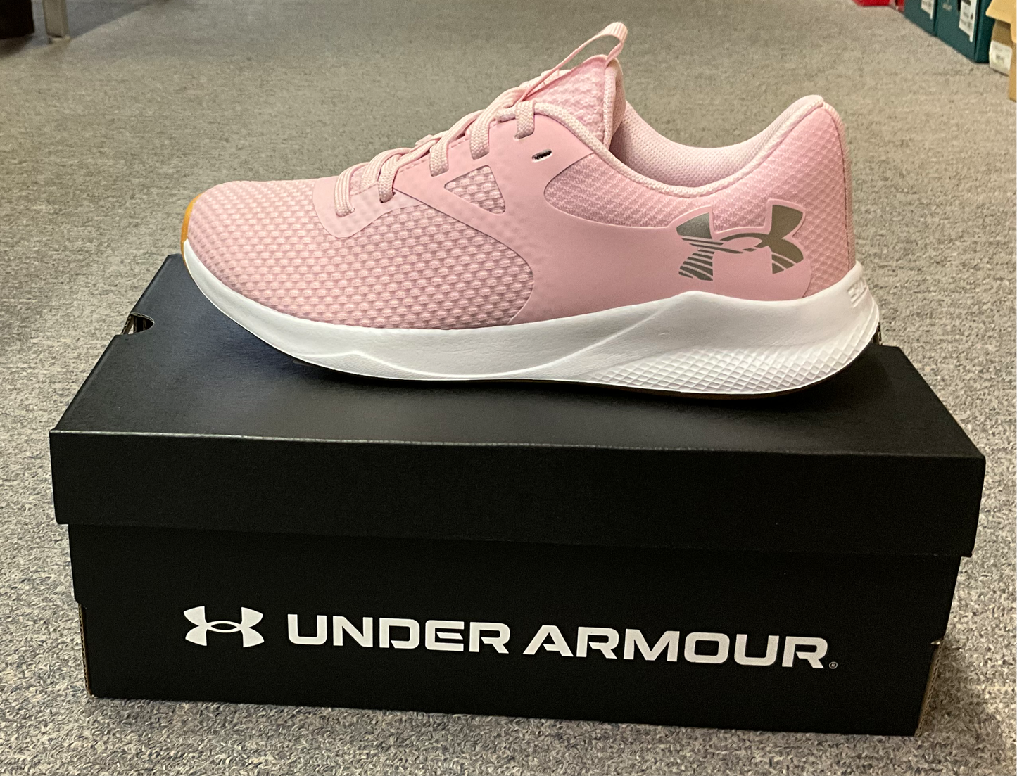 UA- LADIES W Charged Aurora 2-GYM SHOE-3025060-647