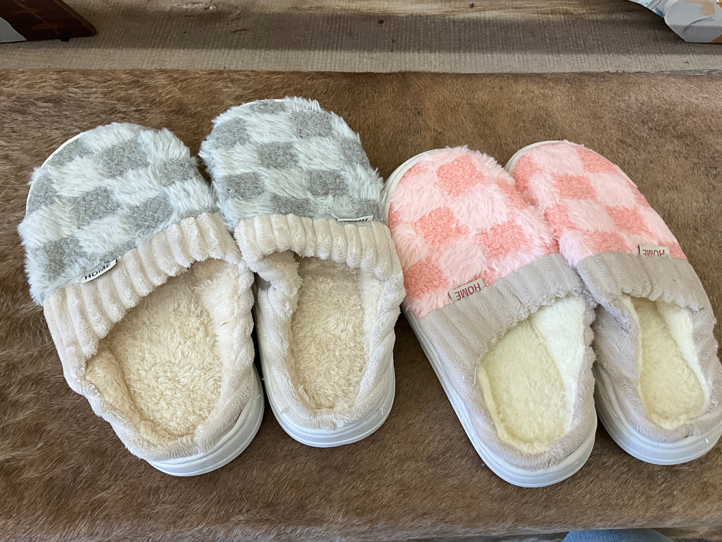 FAIRE - FLUFFY HOME SLIPPERS PINK/GREY - CWSHS0270